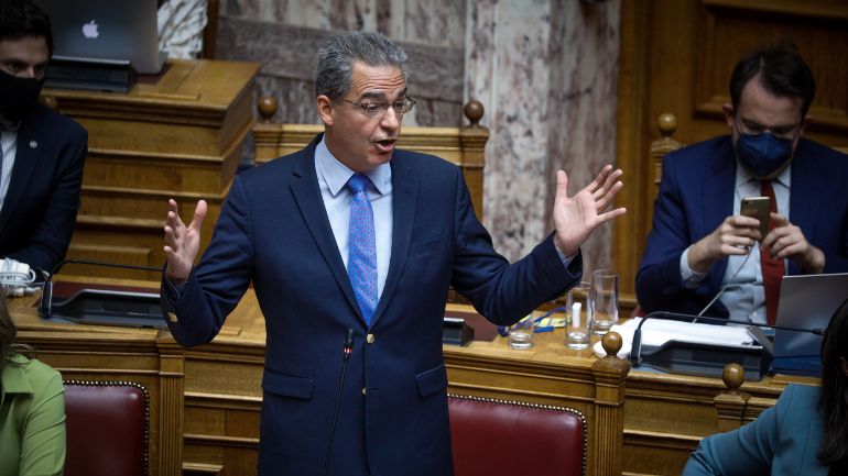 ΣΦΕΑ: Nα παραιτηθεί ο υβριστής υφυπουργός Παιδείας ΣΦΕΑ: Nα παραιτηθεί ο υβριστής υφυπουργός Παιδείας