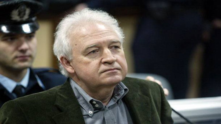 Τριήμερη άδεια από τη φυλακή έλαβε ο «Λάμπρος» της 17ης Νοέμβρη – Εξηγήσεις ζήτησε ο Κώστας Μπακογιάννης