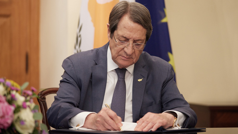 Αναστασιάδης: «Όσοι αντιστρατεύονται τη δημοκρατία οδηγούν τη χώρα στα έσχατα»