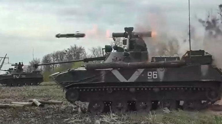 Ουκρανία: Τρεις νεκροί και 15 τραυματίες από πυραυλική επίθεση στο Ντνίπρο