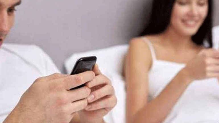 Με το ξεμυαλιστήρι στο χέρι…