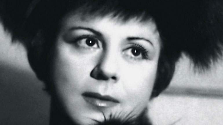 Μαίρη Αρώνη: Μια μεγάλη κυρία του ελληνικού θεάτρου