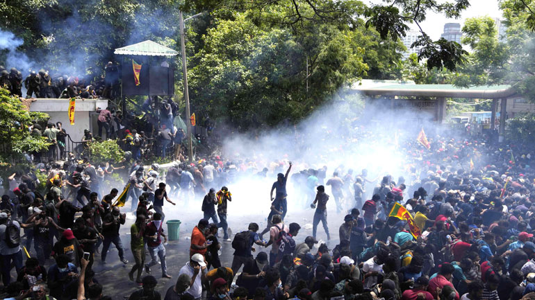 Σε κατάσταση εκτάκτου ανάγκης η Σρι Λάνκα