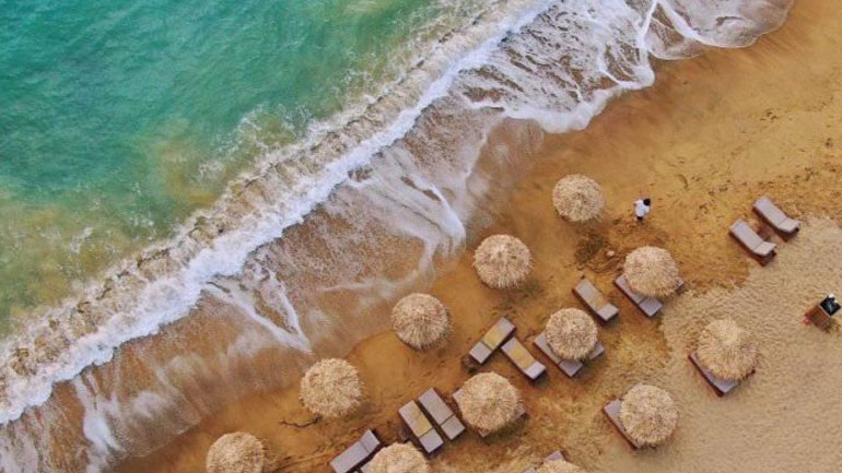 Μαγευτικές εναέριες φωτογραφίες με φόντο τη Σέριφο από …..γυναικεία ματιά