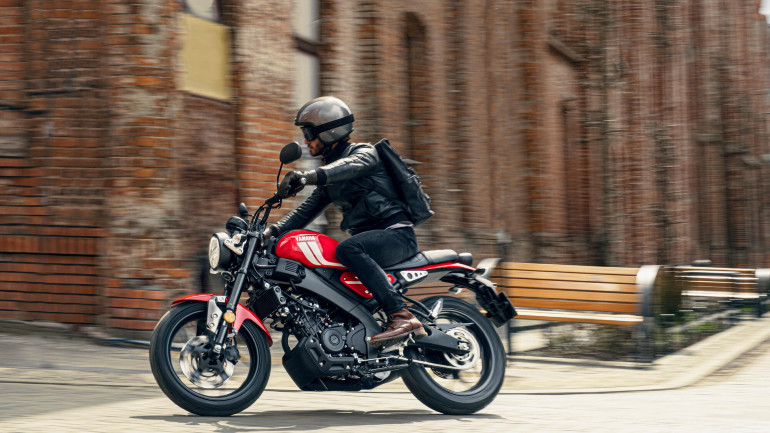 Πολύ ευχάριστο στο δρόμο με κορυφαία οδηγική συμπεριφορά.