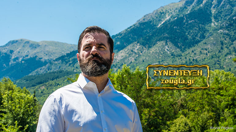 Κωνσταντίνος Φάης: Σκιτσάροντας διδάσκει Ιστορία