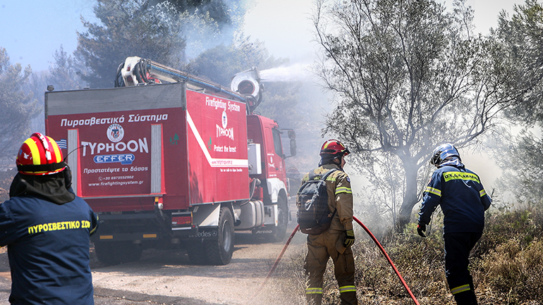 Καλύτερη η εικόνα της πυρκαγιάς στην Πεντέλη