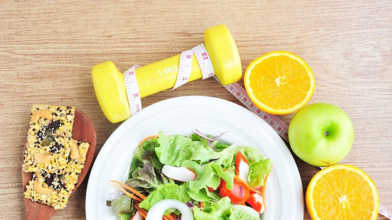 Η άσκηση και η υγιεινή διατροφή, μαζί, συνδέονται με τον χαμηλότερο κίνδυνο θνησιμότητας