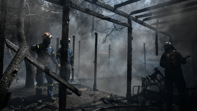 Πυρκαγιά Πεντέλη: Υπηρεσίες ψυχολογικής υποστήριξης στους πληγέντες – Δωρεάν προσωρινή φιλοξενία πολιτών