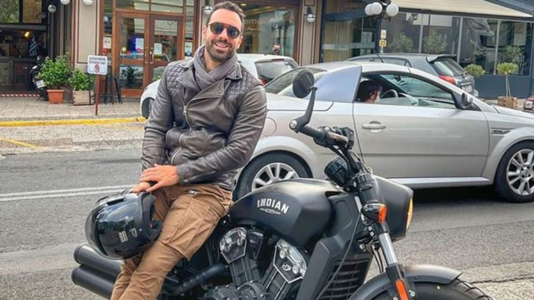 Τροχαίο με τη μηχανή είχε ο Σάκης Τανιμανίδης