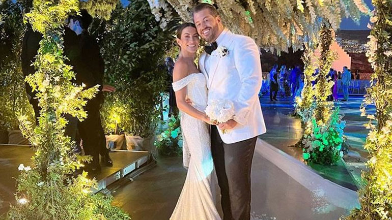 Γιώργος Μπούσης: O χλιδάτος γάμος του βενιαμίν της οικογένειας Μπούση στη Μύκονο