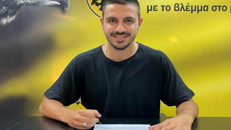 ΑΕΚ: Ανανέωσε μέχρι το 2024 ο Γαλανόπουλος