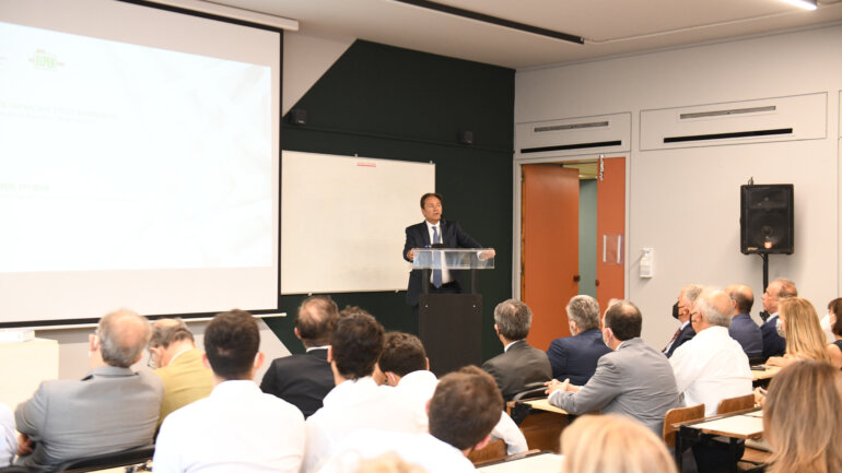 Η ELPEN ανακαινίζει τις αίθουσες διδασκαλίας στη Φαρμακευτική του ΕΚΠΑ