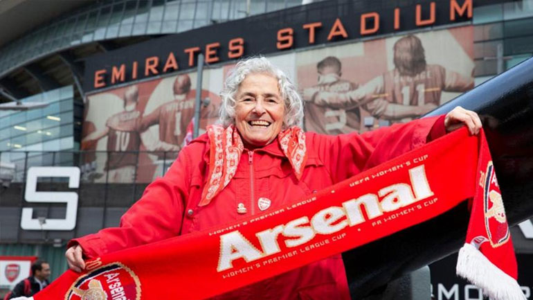 Θλίψη για τον θάνατο της Μαρίας Πετρή – Ποια ήταν η Ελληνοκύπρια «πιο φανατική οπαδός της Άρσεναλ»