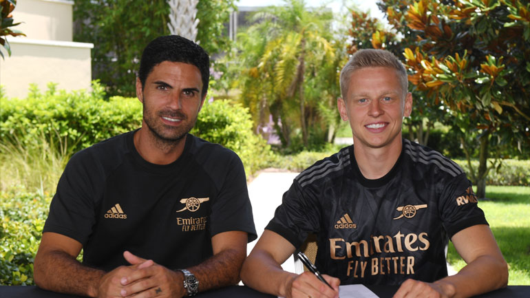 Η Άρσεναλ ανακοίνωσε την απόκτηση του Ζιντσένκο!