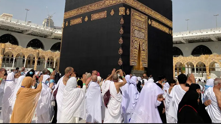 Η Σ. Αραβία συνέλαβε πολίτη επειδή βοήθησε μη μουσουλμάνο δημοσιογράφο να εισέλθει στη Μέκκα