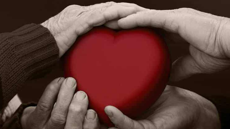 Οικογένεια στην Πάρο, πουλά τα υπάρχοντά της για το άρρωστο παιδί τους