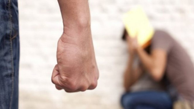 Θεσσαλονίκη: Παρέα 15 ατόμων ξυλοκόπησε 17χρονο στη Νέα Μηχανιώνα