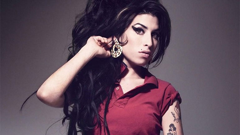 Έιμι Γουαϊνχάουζ, μια συγκλονιστική τραγουδίστρια