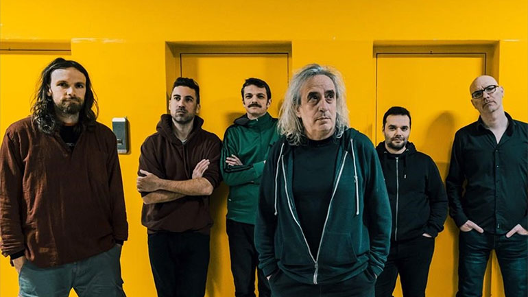 Ο Γιάννης Αγγελάκας & οι 100°C στην Τεχνόπολη