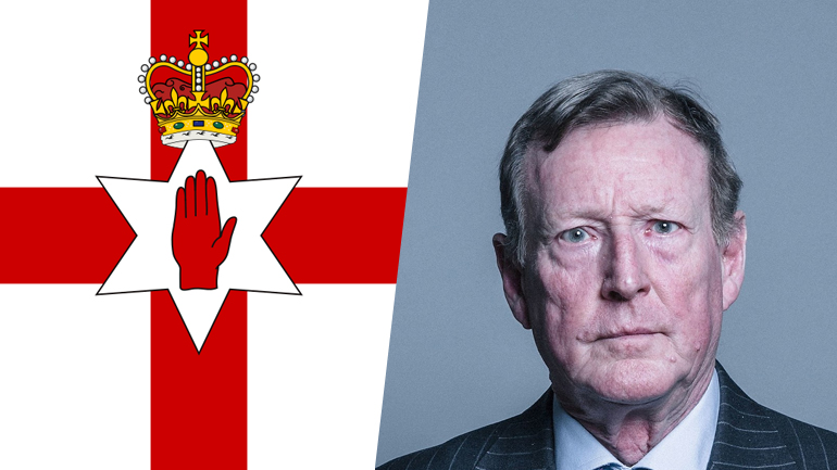 Βρετανία: Απεβίωσε ο Ντέιβιντ Τριμπλ σε ηλικία 77 ετών