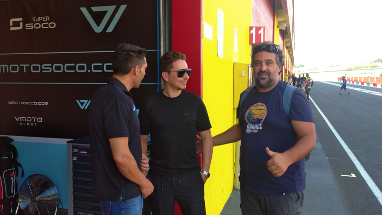 O star της ημέρας είναι αδιαμφισβήτητα ο Jorge Lorenzo, τρεις φορές Παγκόσμιος Πρωταθλητής MotoGP.