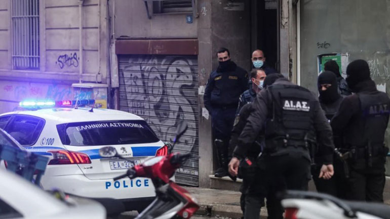 Αιματηρό επεισόδιο στα Σεπόλια: Πυροβόλησαν 22χρονο στα πόδια