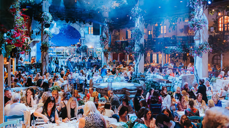 Σκόπελος: Ένα νησί «ζωντανεύει» στο Λονδίνο