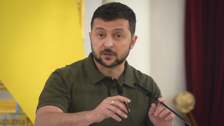 Ουκρανία: Ο Ζελένσκι καθαιρεί τον επικεφαλής των ειδικών δυνάμεων στο Ντονμπάς