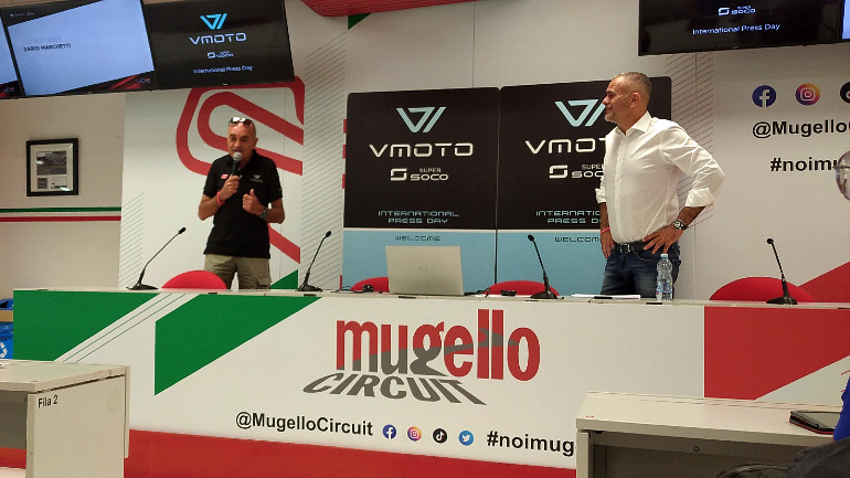 Ο τεράστιος Dario Marchetti είναι ο πρεσβευτής της VMoto - Super Soco.