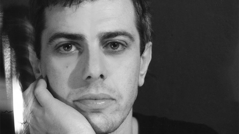 Παύλος Σιδηρόπουλος: 74 χρόνια από τη γέννηση του πρίγκιπα τoυ ροκ