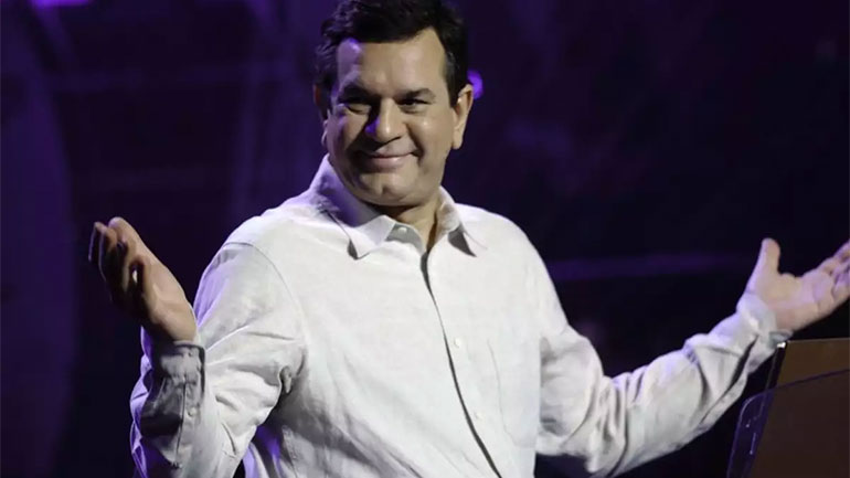 «Για τη Σμύρνη»: Μεγάλη συναυλία του Σταμάτη Σπανουδάκη στο Ηρώδειο