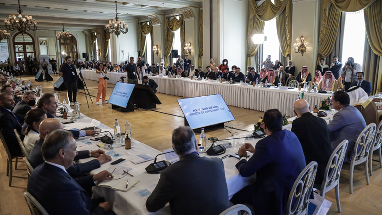 Ποιές Ελληνικές εταιρείες υπέγραψαν τις 16 συμφωνίες και τα μνημόνια με σαουδαραβικούς ομίλους