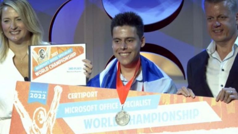 Κρητικός μαθητής κατέκτησε τη δεύτερη θέση σε παγκόσμιο διαγωνισμό της Microsoft