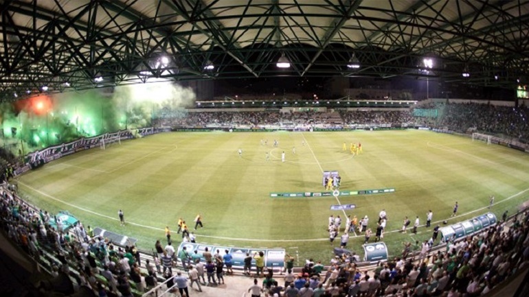 Παναθηναϊκός: «Μάτια» της Σλάβια Πράγας στο «Απόστολος Νικολαΐδης»