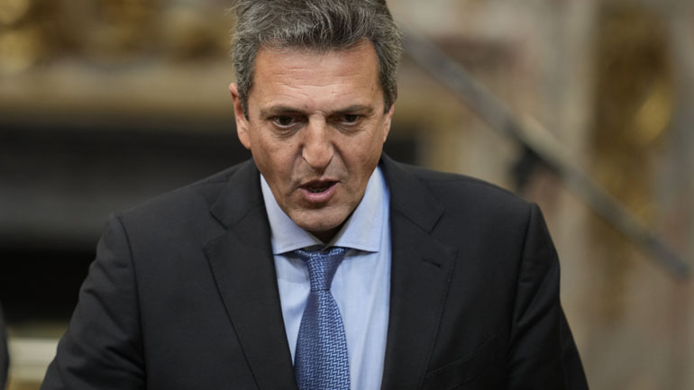 Αργεντινή: Ο Σέρχιο Μάσα αναλαμβάνει «υπερυπουργός» Οικονομίας