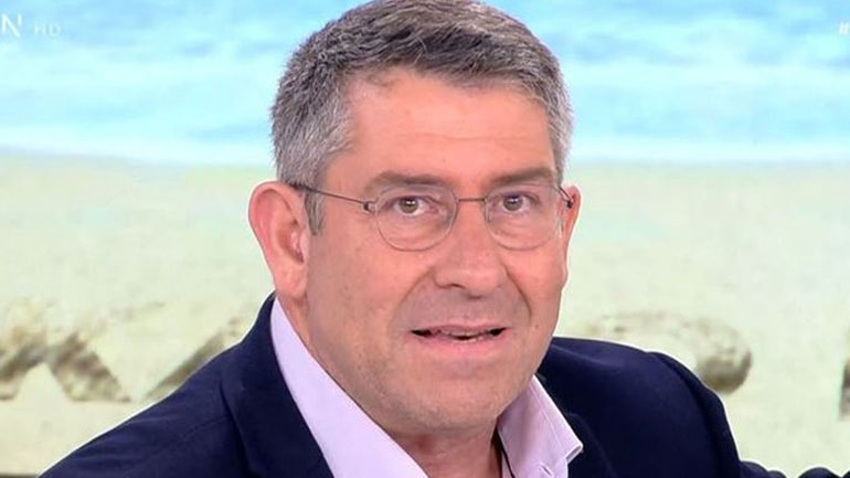 Άκης Παυλόπουλος: Δάκρυσε on air στην τελευταία του εκπομπή στο Open