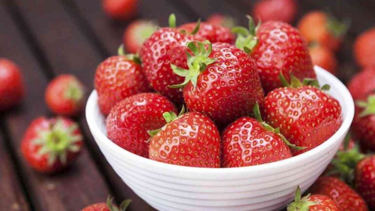 Οι φράουλες μπορεί να προστατεύουν από την  άνοια