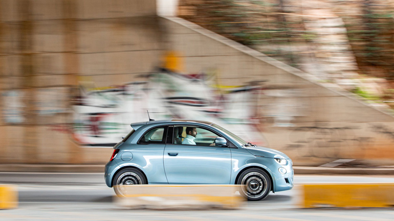 Ποιο είναι το μέγιστο όφελος για το ηλεκτρικό FIAT 500 με το πρόγραμμα «Κινούμαι Ηλεκτρικά ΙΙ»