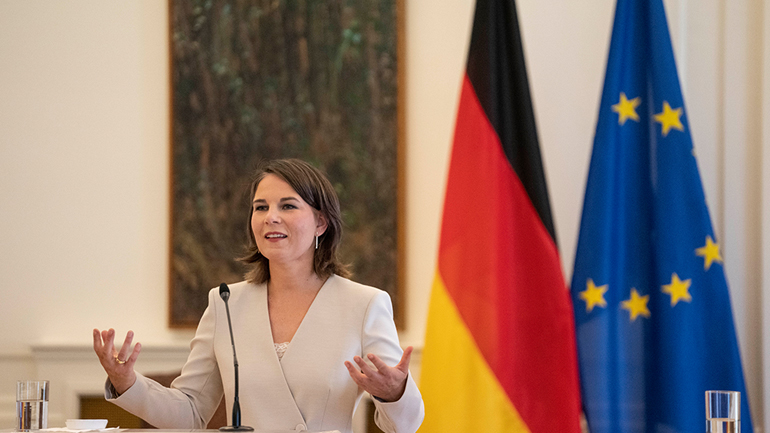 Τέλος στην πολιτική ίσων αποστάσεων μεταξύ Ελλάδας και Τουρκίας δίνει η Γερμανία