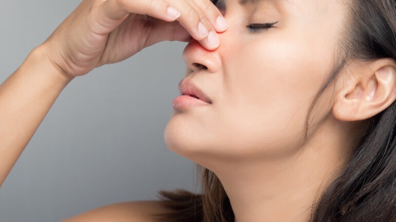 Περίπου 5% όσων νόσησαν από COVID-19 εμφανίζει επίμονες αλλαγές στην όσφρηση ή την γεύση