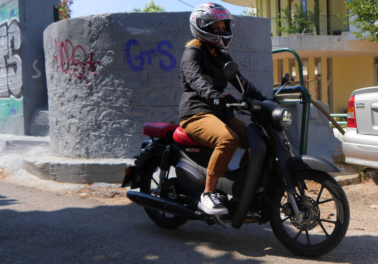 Εύκολο και απροβλημάτιστο...