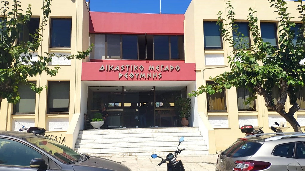 Κρήτη: Πρόκειται για παρεξήγηση λέει η 47χρονη εργαζόμενη που κατηγορείται για αρπαγή ανηλίκου – Δεν επιθυμούν τη δίωξή της οι γονείς