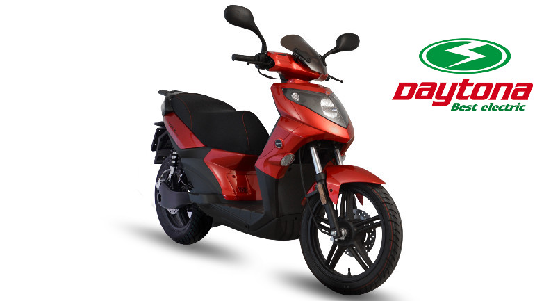 Το ηλεκτρικό Versus 125 e βάζει τέλος στους περιορισμούς αστικής μετακίνησης