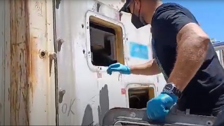 Πειραιάς: Κατασχέθηκαν πάνω από 17,5 κιλά κοκαΐνης σε εμπορευματοκιβώτιο – 2 συλλήψεις