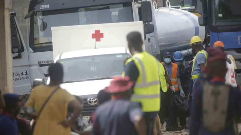 Νιγηρία: Τουλάχιστον 16 νεκροί σε μετωπική σύγκρουση λεωφορείου με φορτηγό