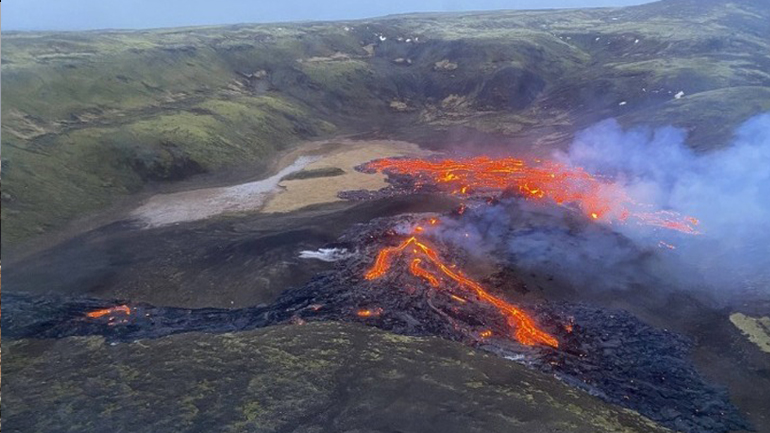 Ισλανδία: Έκρηξη ηφαιστείου κοντά στο Ρέικιαβικ- Δείτε βίντεο
