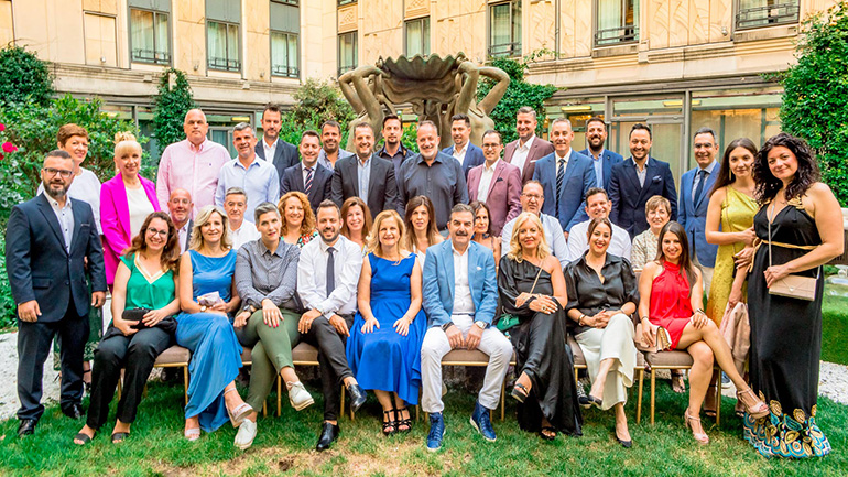 Το εταιρικό Παραγωγικό Δίκτυο της Εθνικής Ασφαλιστικής ταξιδεύει στο Παρίσι!