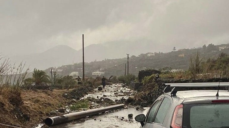 Ιταλία: 100 κάτοικοι και τουρίστες μεταφέρθηκαν σε ασφαλείς περιοχές μετά από νεροποντή και κατολίσθηση στην Άνω Αδίγη