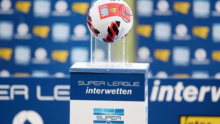 Super League: Θεσμική συνεργασία με την επιτροπή επαγγελματικής διαιτησίας της Premier League